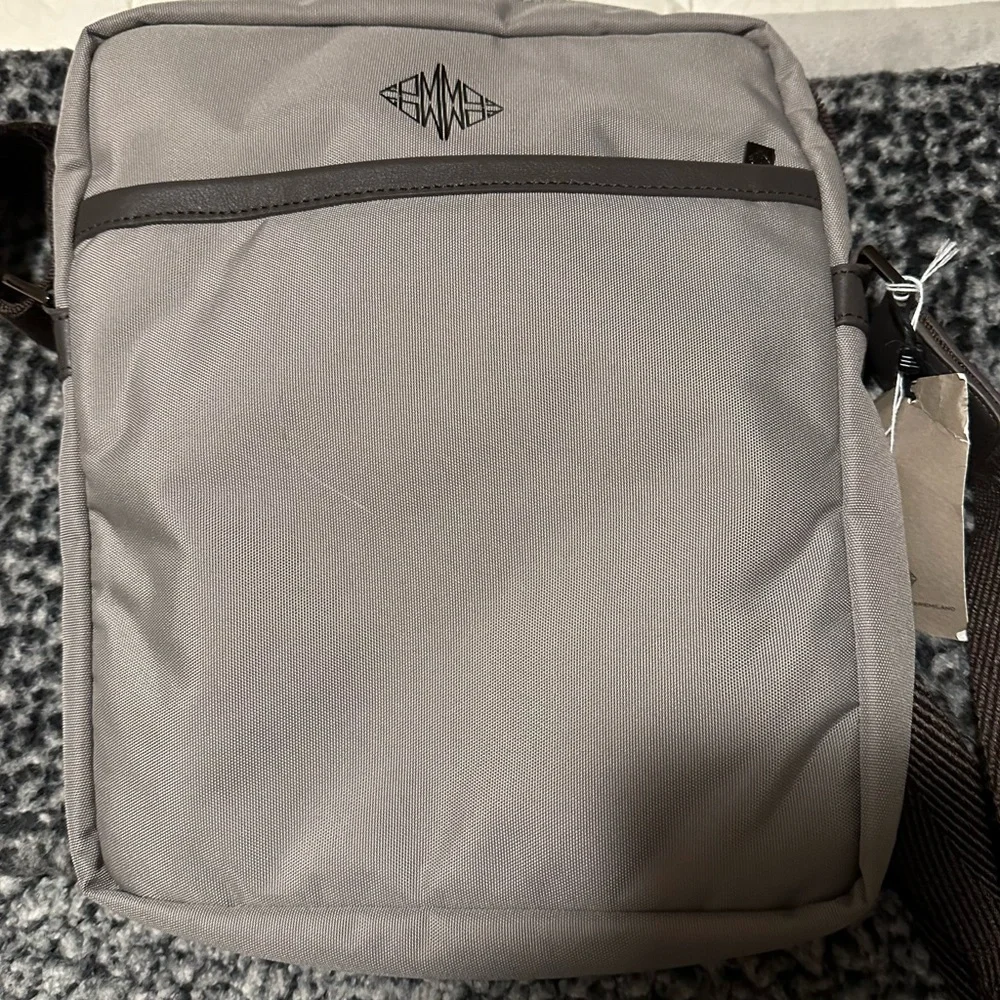 NWT FPM Milano Padded Travel Designer Luxury Crossbody Messenger Bag